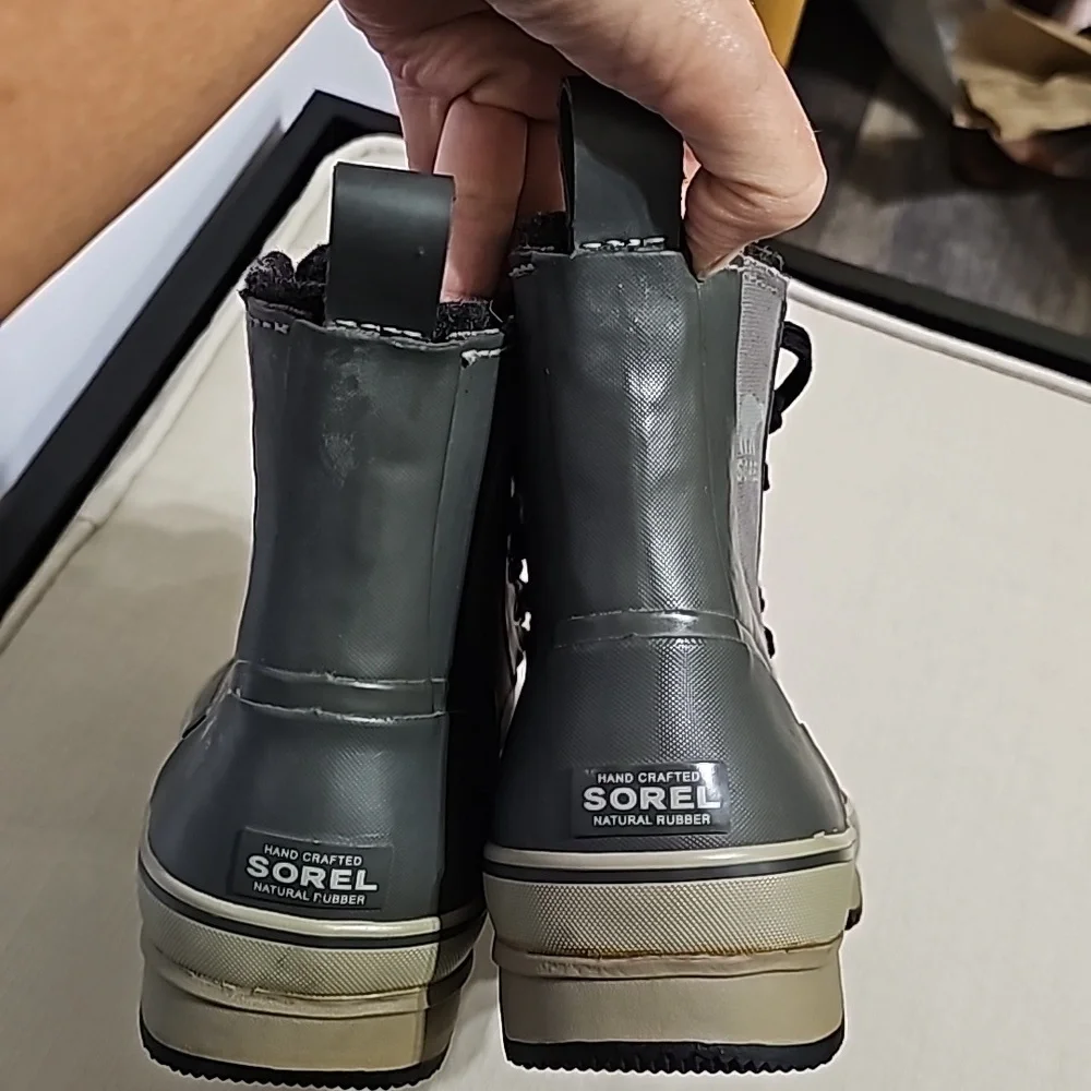 Sorel woodbine rubber
